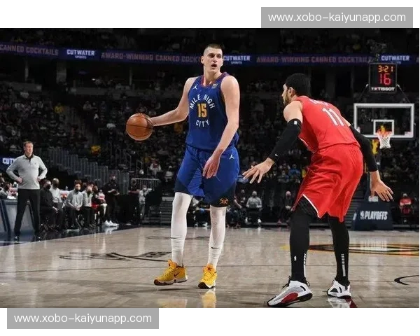 绝代的进攻乐章：当“甜瓜”遇上“死神”，谁才是篮球史上最极致的得分利器？