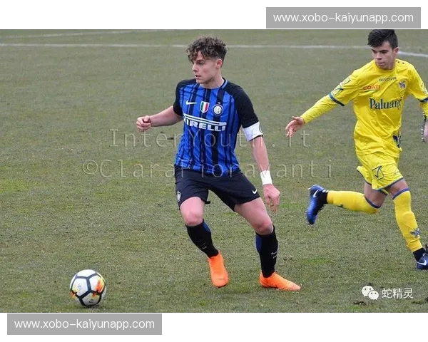 欧冠之巅的战术弈局：当蓝黑军团遇上银河战舰，谁能主宰梅阿查之夜？